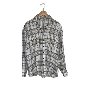 Defrost Flannel Women’s Size Medium White Tan Black Plaid Long Sleeve  Button Up